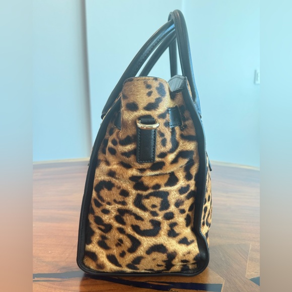 Michael Kors Hamilton satchel W lock, key and real dyed calf hair cheetah color - Picture 8 of 9